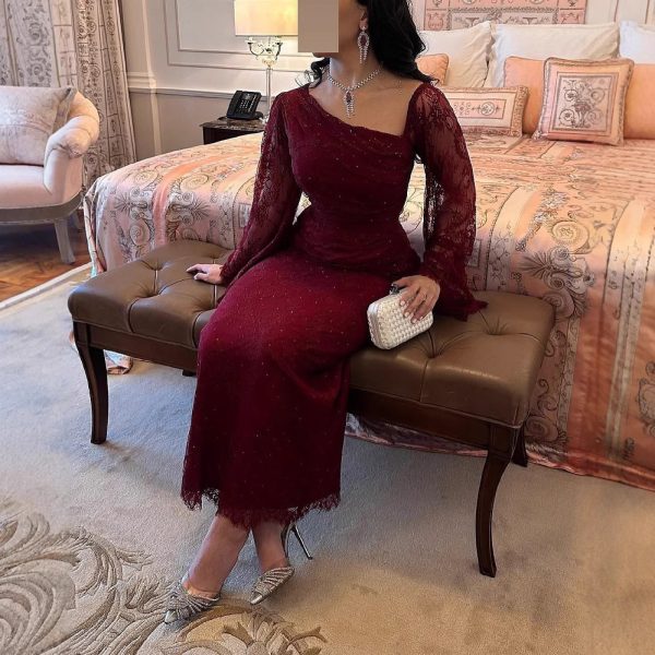Elegant Lace Beaded Fitted Evening Dress - Image 2