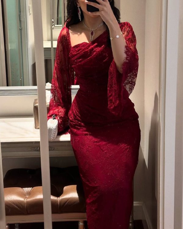 Elegant Lace Beaded Fitted Evening Dress - Image 6
